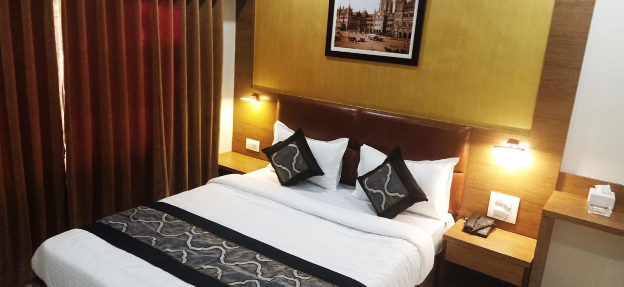 Hotel Crystal Luxury Inn- Bandra Mumbai Exterior foto